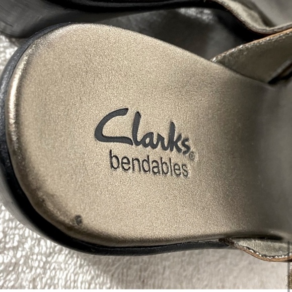 Clark’s Bendables Brown Metallic Leather Slip On Sandals 6.5 - Picture 11 of 14